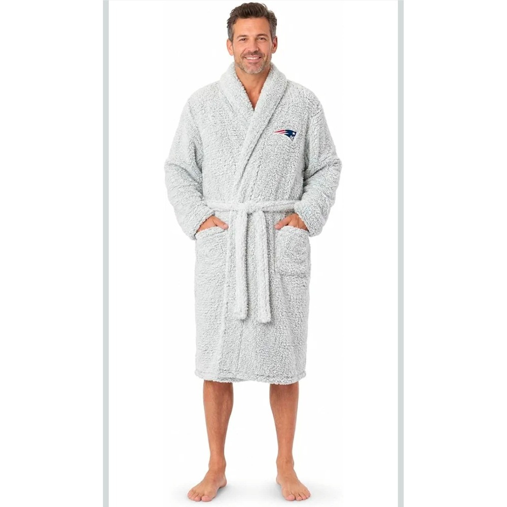 Northwest NFL New England Patriots Sherpa Lounge Robe White Unisex OSFM New